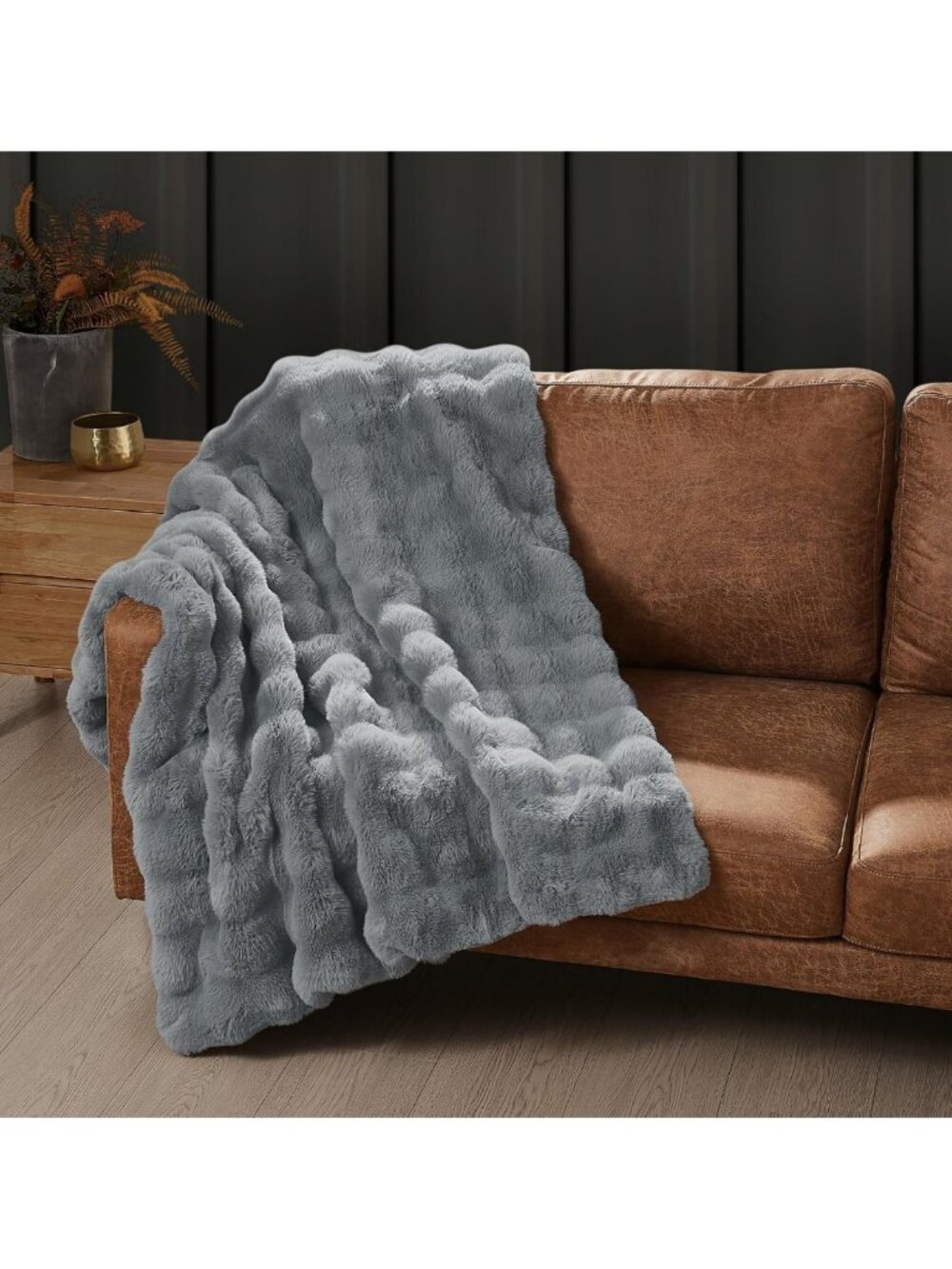 Cozy Grey Bubble Rabbit Faux Fur Throw Blanket 50x70 - Soft & Stylish Home Decor